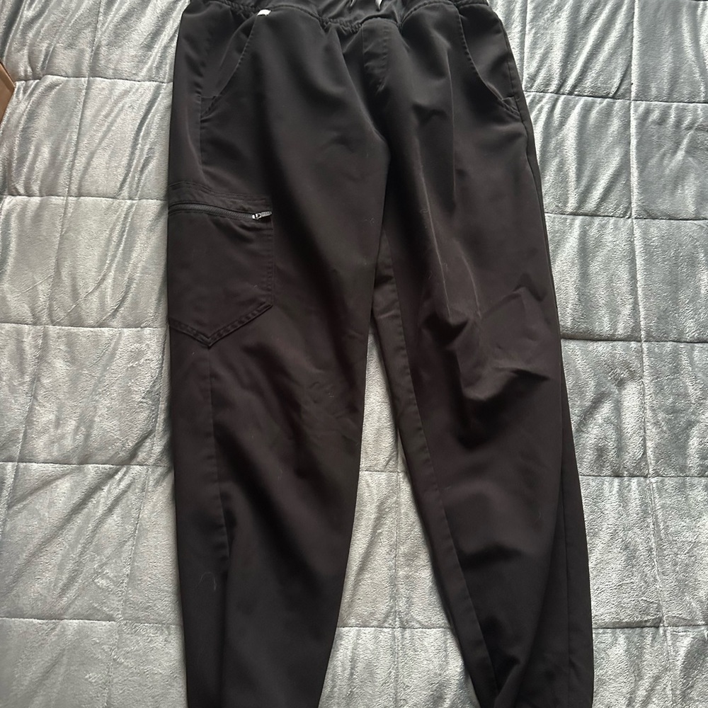 Figs Women's Black Cargo Pants